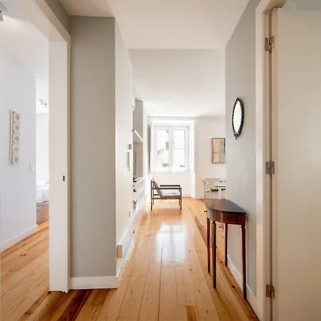 Guestready - Chic Flat Near Cathedral Apartment