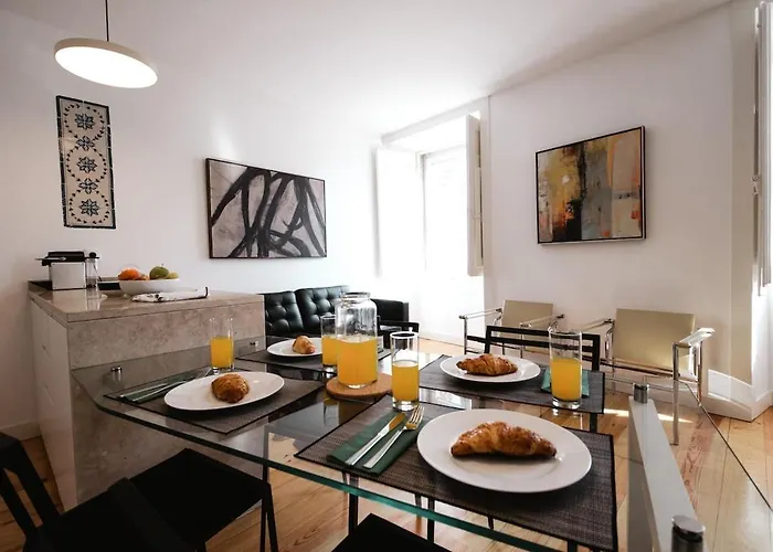 Guestready - Chic Flat Near Cathedral 리스본